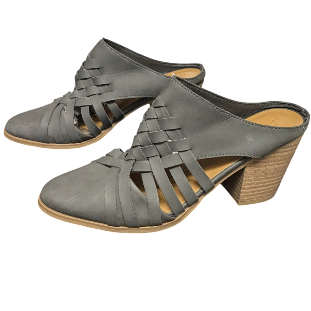 Universal Thread  Gray Strappy Slip on Mules 3" chunky/block heels NWT
